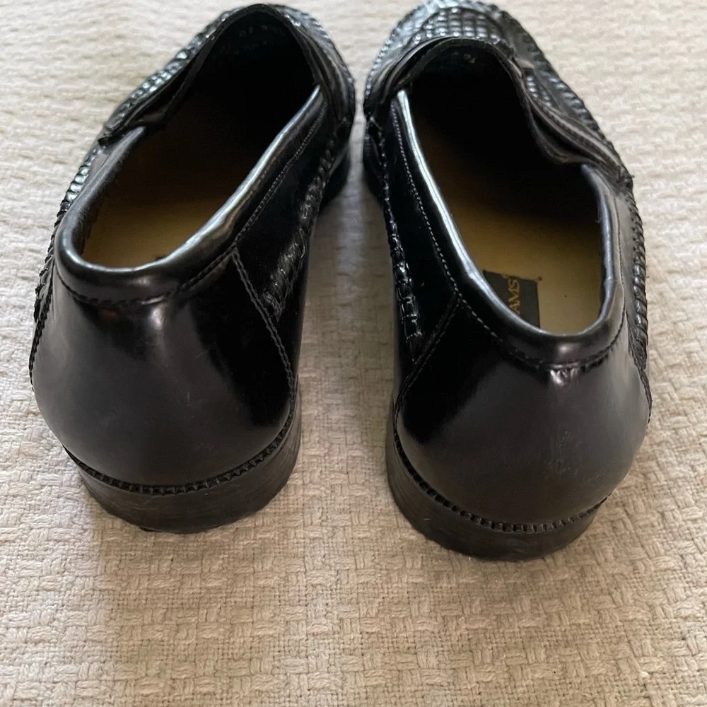Stacy Adams men’s black leather woven loafers